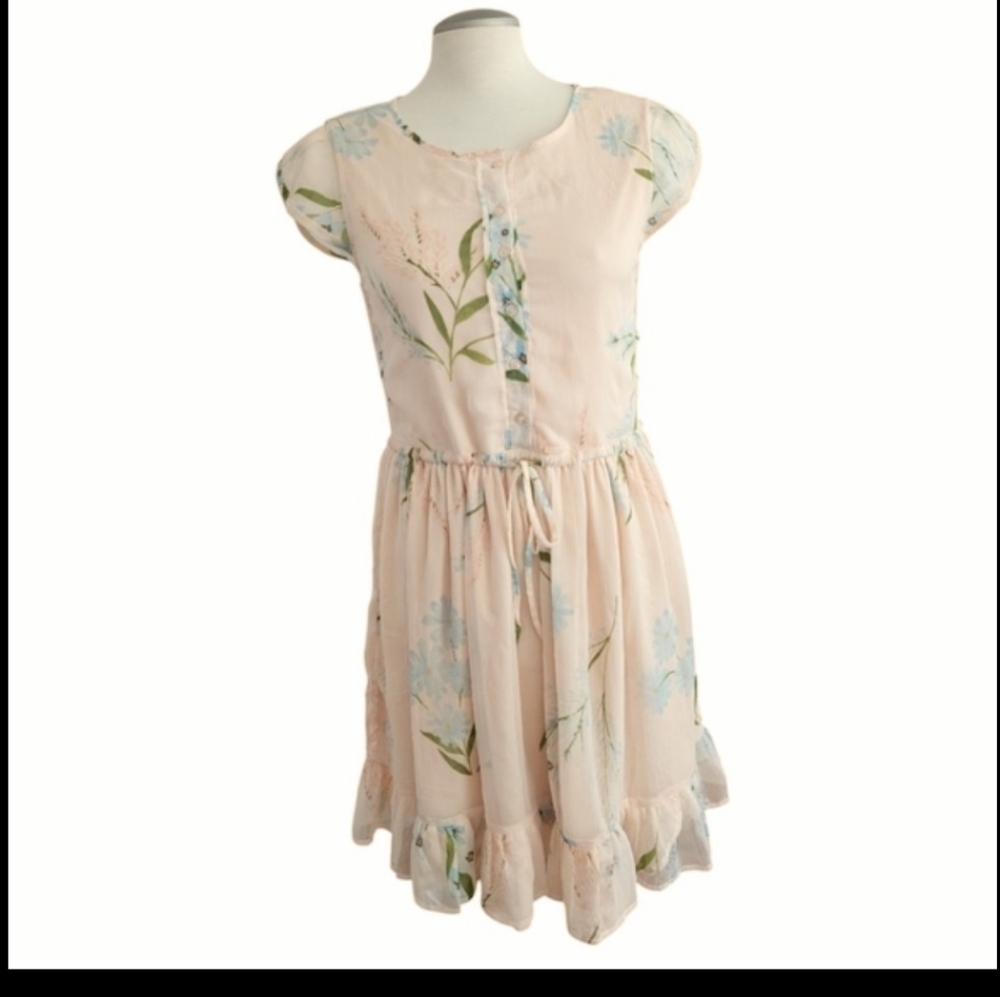 Dex Women's Peach Floral Dress Flutter Sleeves Tiered Skirt Size Small
